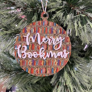 Merry Bookmas-ornament - boekenliefhebber kerstornament - boekenplankornament - lezercadeau - bibliothecariscadeau - Booktok Bookish-accessoires -