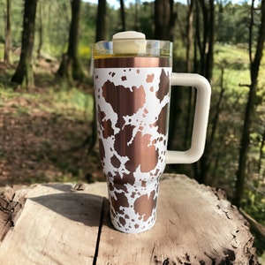 Cowhide Print Tumbler  - engraved Country Tumbler - 40oz tumbler with handle - Cow Print Tumbler - Copper Cream Longhorn Cow