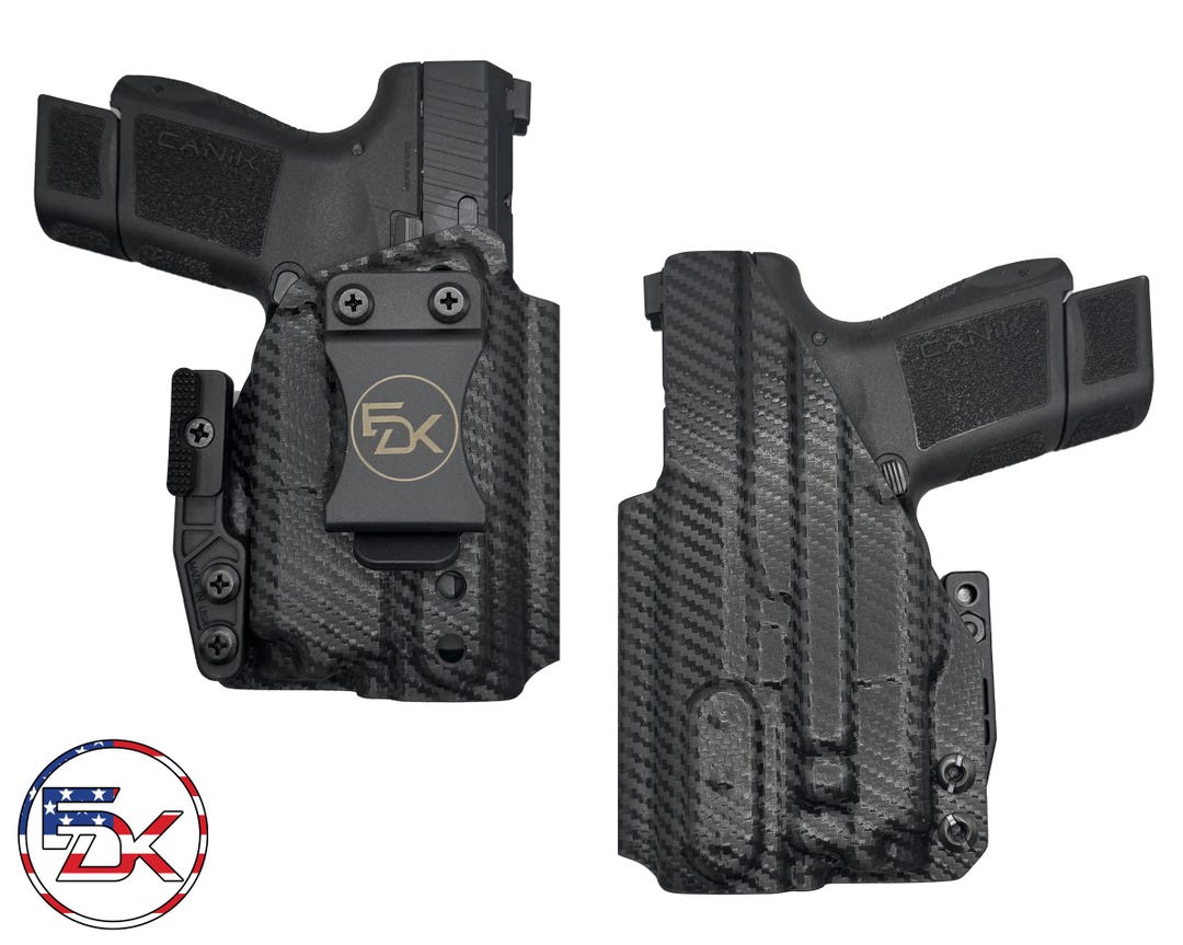 Baby Tyler BT2 マホガニー　ケース付き 2-in-1 Tech Accessory Pouch – Orbitkey