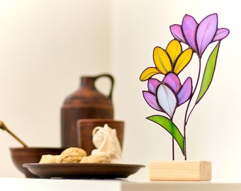 Crocus flower stained glass desk standing decor on wooden platform