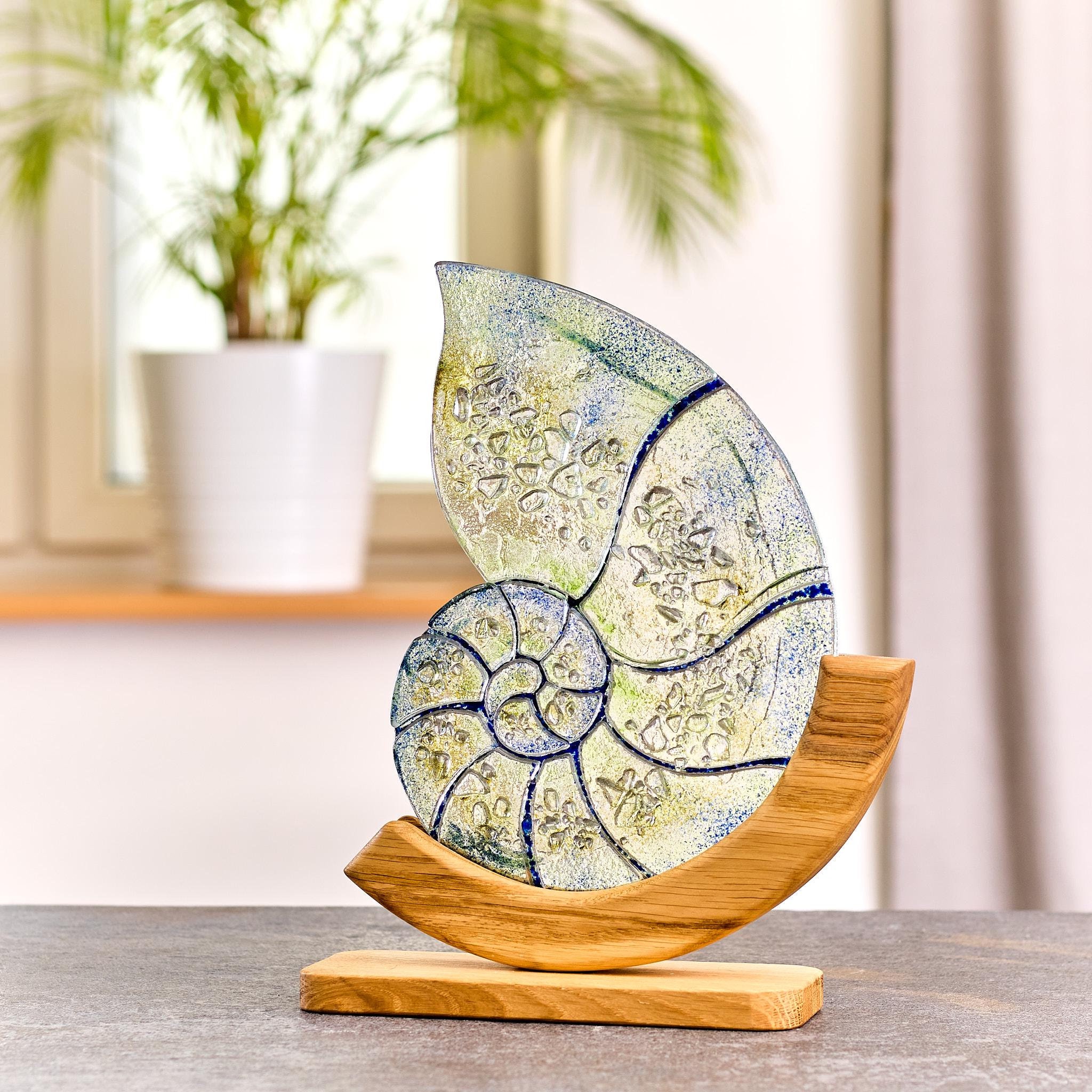 nutel（ヌウテル）オブジェ Fused Glass Nautilus Shell Sculpture With Textured Details