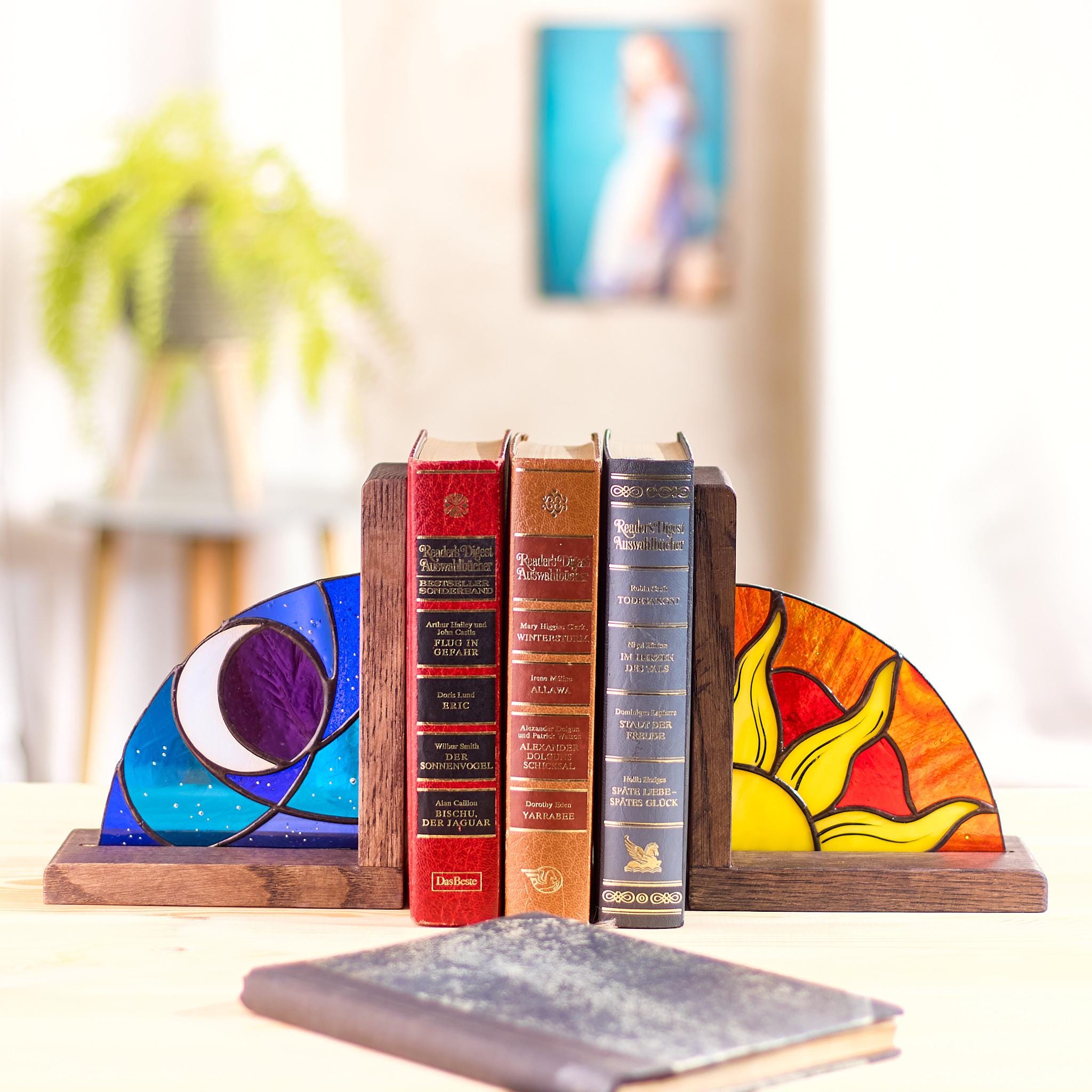 Stained Glass Sun and Moon Bookends – Literary Bookshelves Home Decor – Day and night theme
