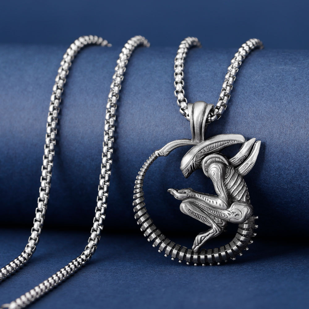 Alien Xenomorph Pendant Alien Jewelry, Face Hugger Charm Sci-Fi Gift, Biomechanical Necklace, H.R. Giger Inspired, Alien Necklace Covenant