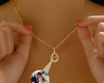Projection Necklace, Personalized Memorial Necklace, Customized Projection Necklace with Picture, Photo Projection Necklaces, Birthday Gift