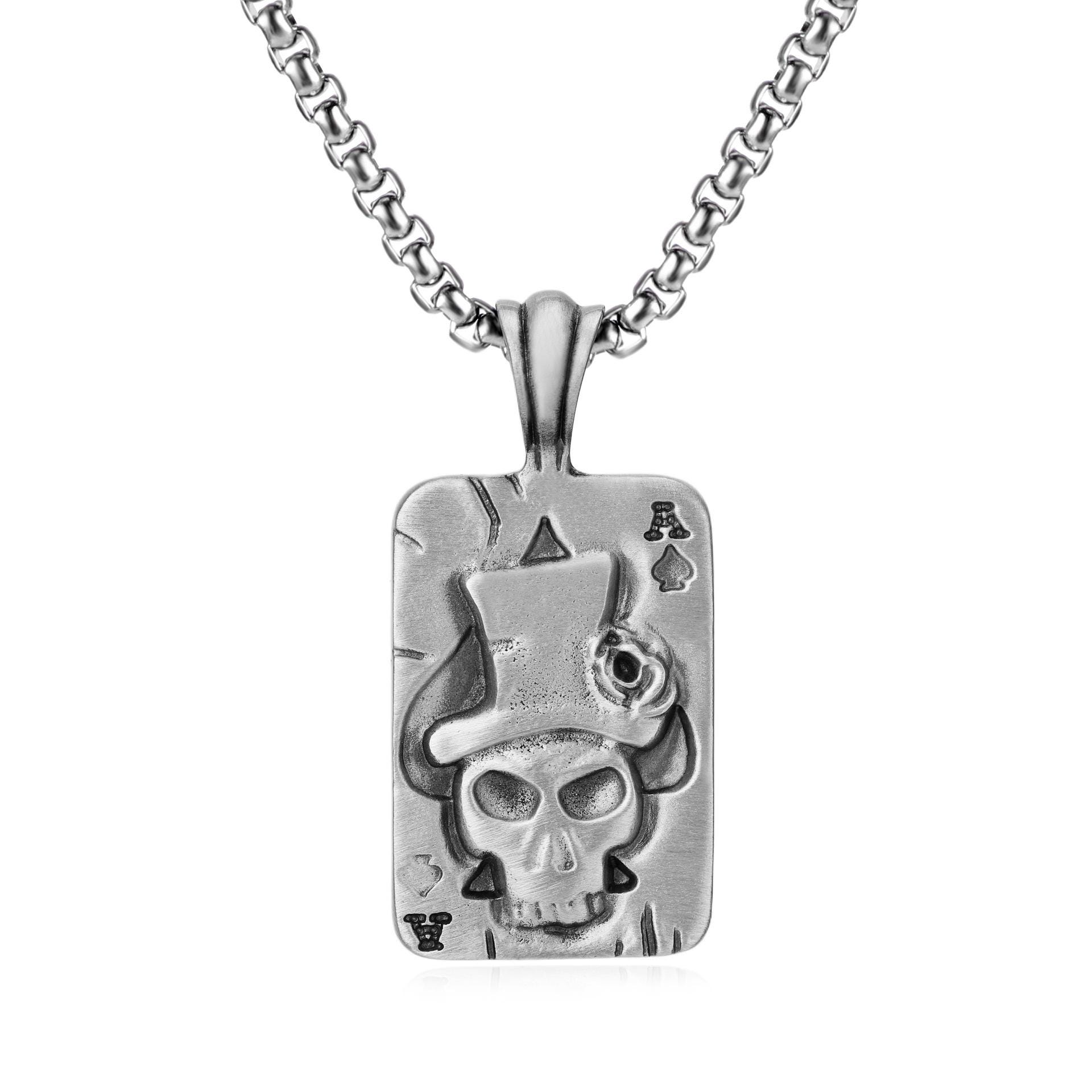 Skull Spade Pendant - Etsy