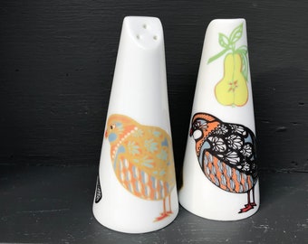 Retro Partridge Pear Salt and Pepper Bone China Cruet Set Ochre and Black Bird Cruets Salt Shaker Pepper Shaker Breakfast Retro Style