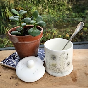 Dandelion Lidded Sugar Bowl Small Jam Pot Bone China Condiment Pot Dandelion Sugar Bowl Floral Jam Pot Breakfast Marmalade Lidded Pot