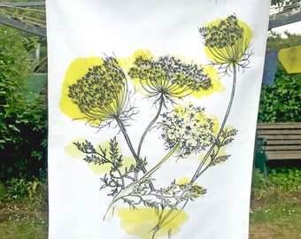 50s Cow Parsley Tea Towel: Mid-Century Modern Queen Anne’s Lace Floral Kitchen Dish Cloth