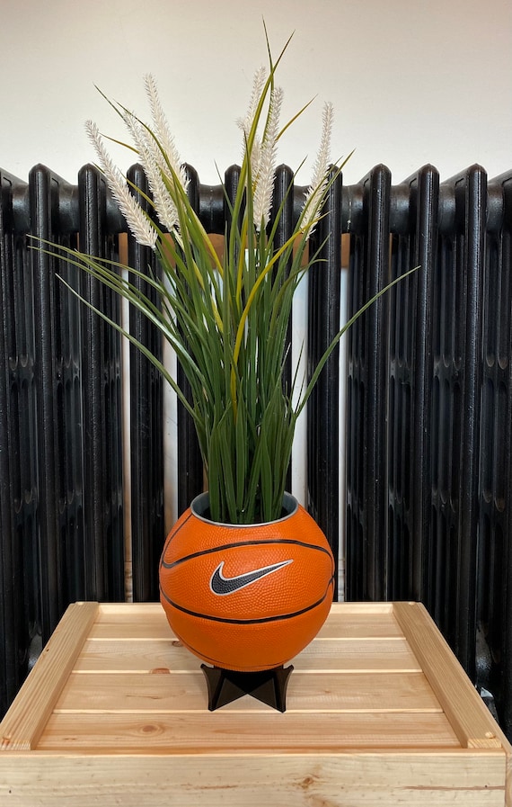 NIKE プランター Nike Playground Basketball Planter by Plantsketball - Etsy 日本
