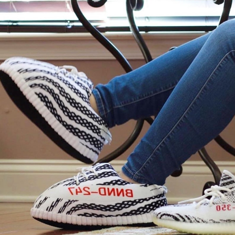 yeezy collab crocs