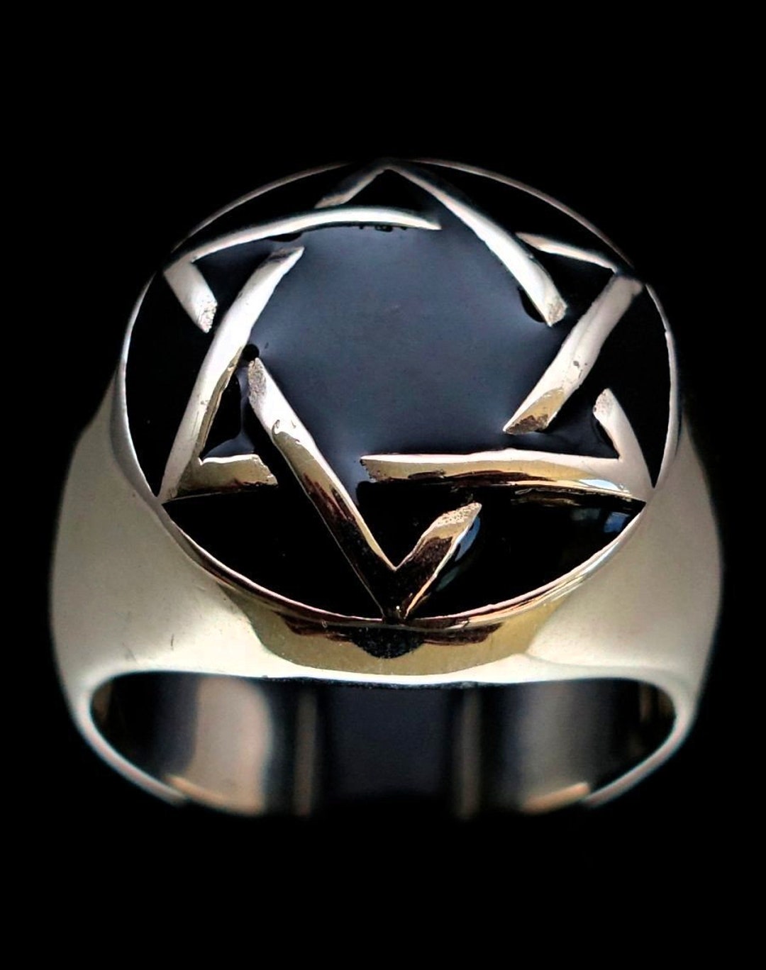 スターリングシルバーのダビデの星のリング：黒のエナメルドームに