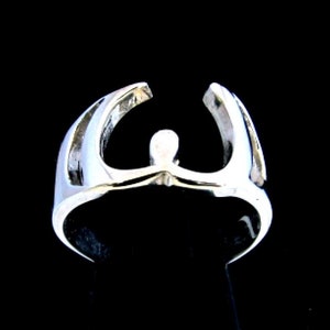 Anillo de plata esterlina con inicial Omega, símbolo de letra del alfabeto griego, anillo unisex de plata 925 muy pulido