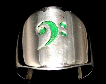 Anello Unisex Iniziale Lettera E In Zirconi Bianchi Su Pavè Di Zirconi Mix Color In Argento 925 Rodiato Fashion In Milano - Foto 5