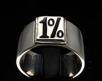 Sterlingzilveren bikerring, zwart emaille symbool van 1%