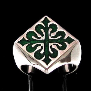 Sterling silver Fleur de Lis ring French Lily Flower symbol Medieval France in Green enamel inlay high polished 925 silver