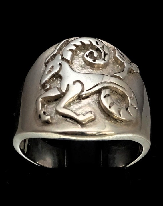 Capricorn ring deals