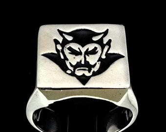 Sterling Silber Okkulter Ring: Satan Luzifer Teufel in schwarzer Emaille hochglanzpoliert