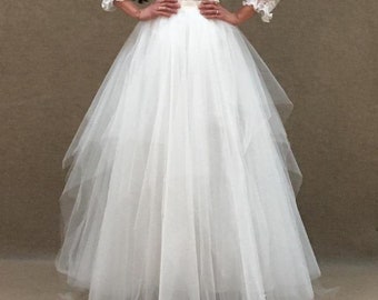 Custom made bridal tulle skirt/Wedding skirt in ivory soft tulle/Maxi tulle skirt/Bridal separates/ Ivory tulle skirt GRACE
