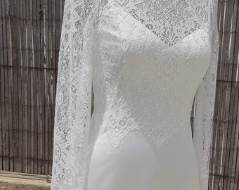 SAMPLE SALE /Bridal lace topper/Wedding cover up/ Bridal topper cover up with long bell shaped sleeves in ivory lace