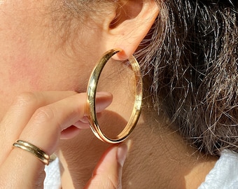 14K Italian Hoop
