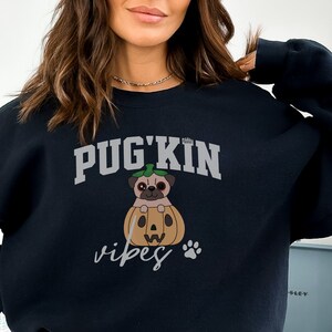 Cute Pug Shirt, Pug Mom, Dog Shirt, Cute Halloween Shirt, Fall Sweater, Funny Pullover Sweatshirt, Retro Halloween Crew Neck, Dog Shirt