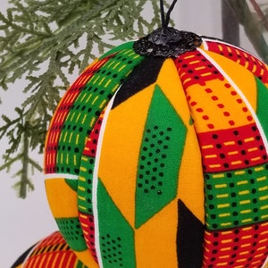 African Christmas Ornaments - 4 PC Kente Ornaments - Handmade Ornaments for Kwanzaa Year Round Bowl Filler