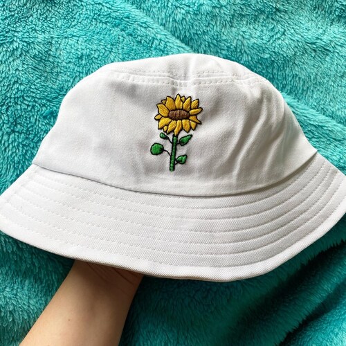 Embroidered Sunflower Bucket Hat 