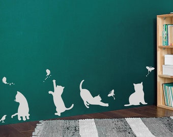 Gatos lindos con calcomanía de vinilo de pared de mariposa, calcomanías de pared de gatos animales, calcomanías de pared de gatitos encantadores, pegatinas de gatos pequeños y lindos