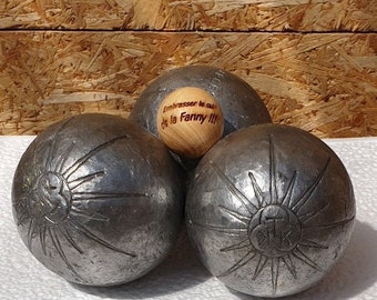 Cochonnets pétanque corks Kissing Fanny's Ass pyrography French craftsmanship