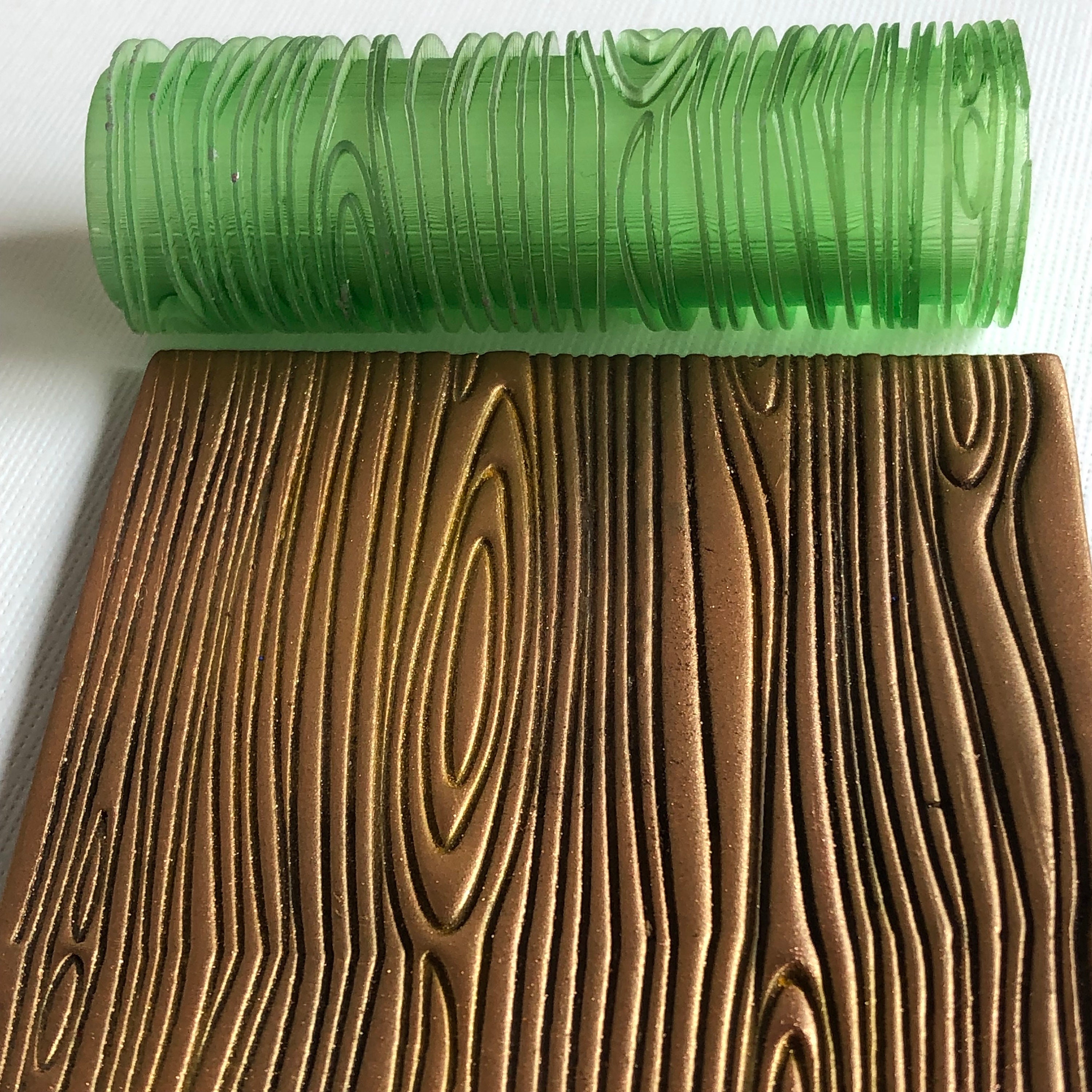How to Use a Wood Roller