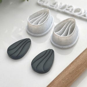 Fluid Teardrop Cutter Pair for Polymer Clay | Includes Stamped Line Detail | Clean Cut Design