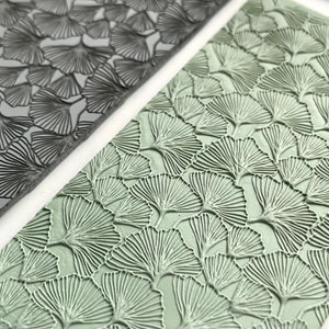 Gingko texture mat