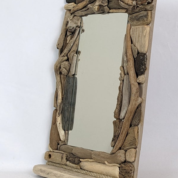 miroir rectangulaire en bois flotté