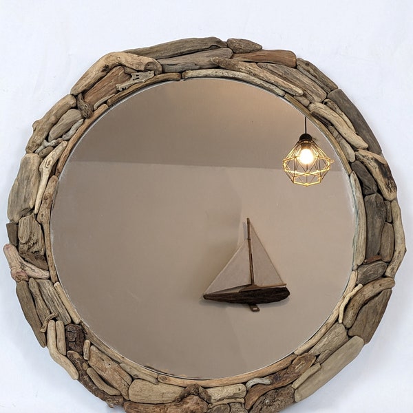 miroir rond en bois flotté