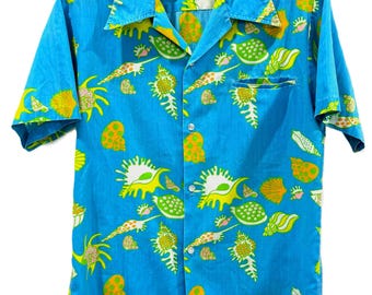 Vintage 1960s MADE IN HAWAII coral sea shell pop art hawaiian aloha shirt