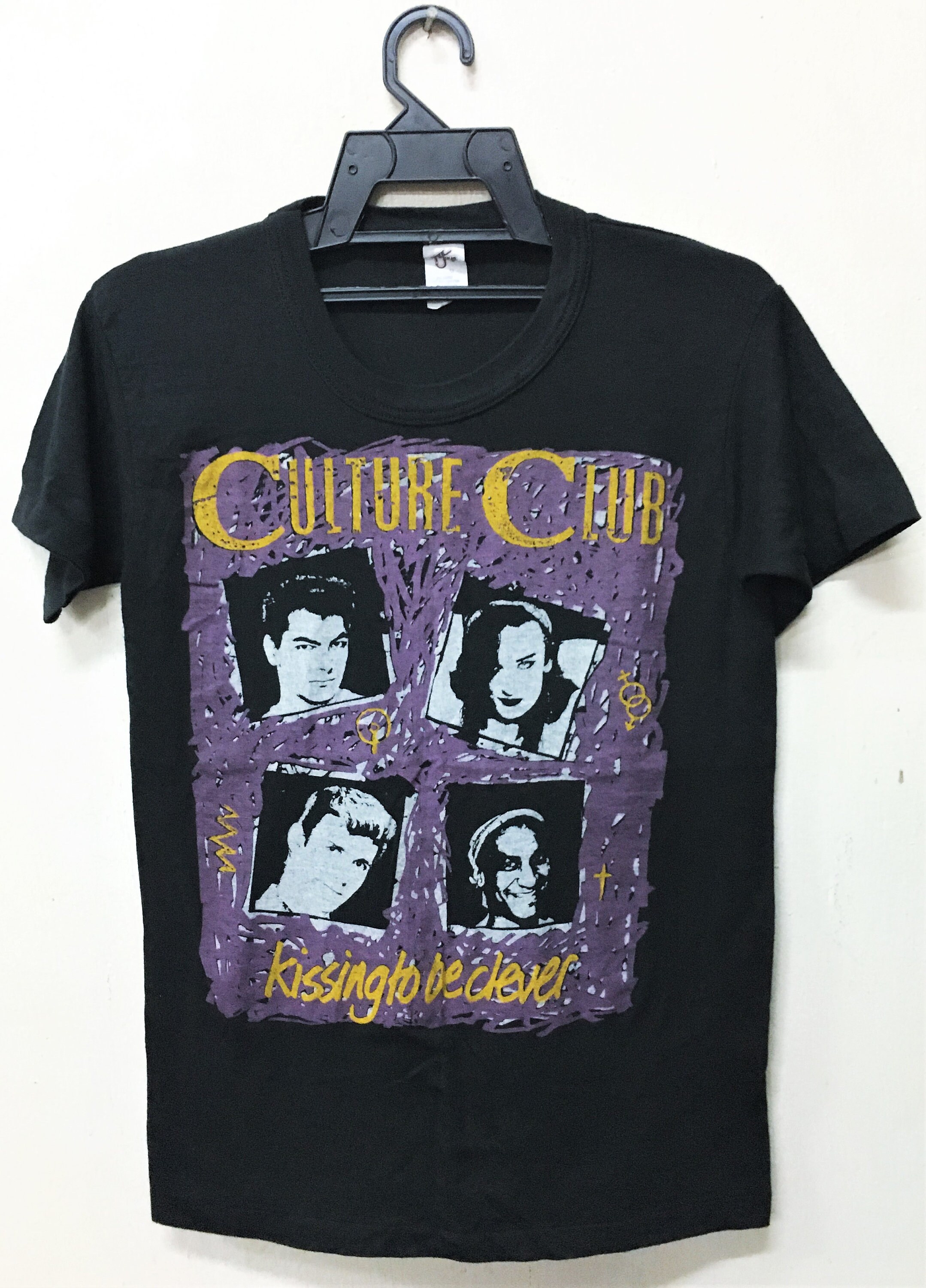 無地・新色登場! viviennewestwood キッシング ヴィンテージ Tシャツ