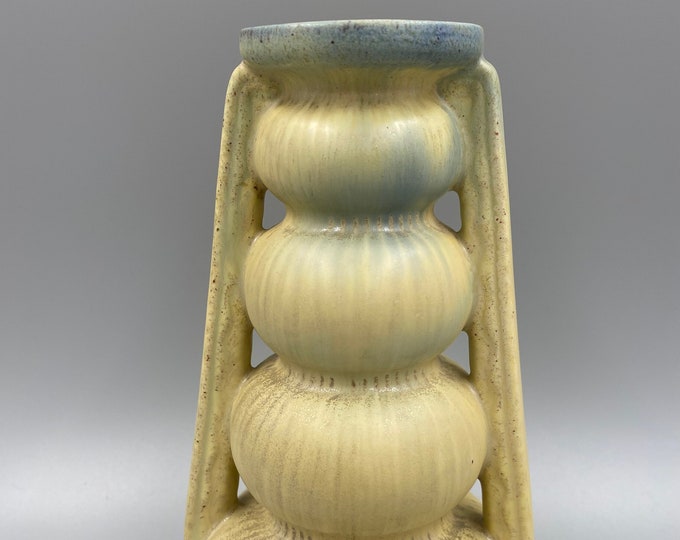 Art Pottery / Vintage Art Pottery Vase / 1930s American Art Clay Company Handled Vase / American