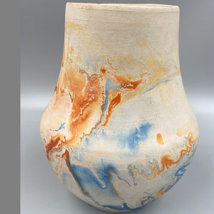 Nemadji Pottery / Studio Art Pottery / Indian Pottery / Nemadji Vase / Minnesota Swirl / Marked Nemadji Pottery / Swirled Paint Pottery Vase