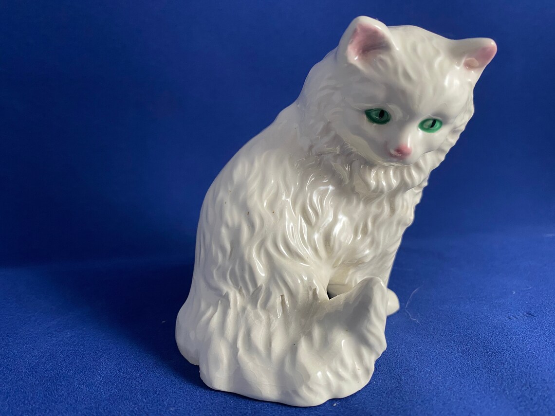 goebel cat figurine