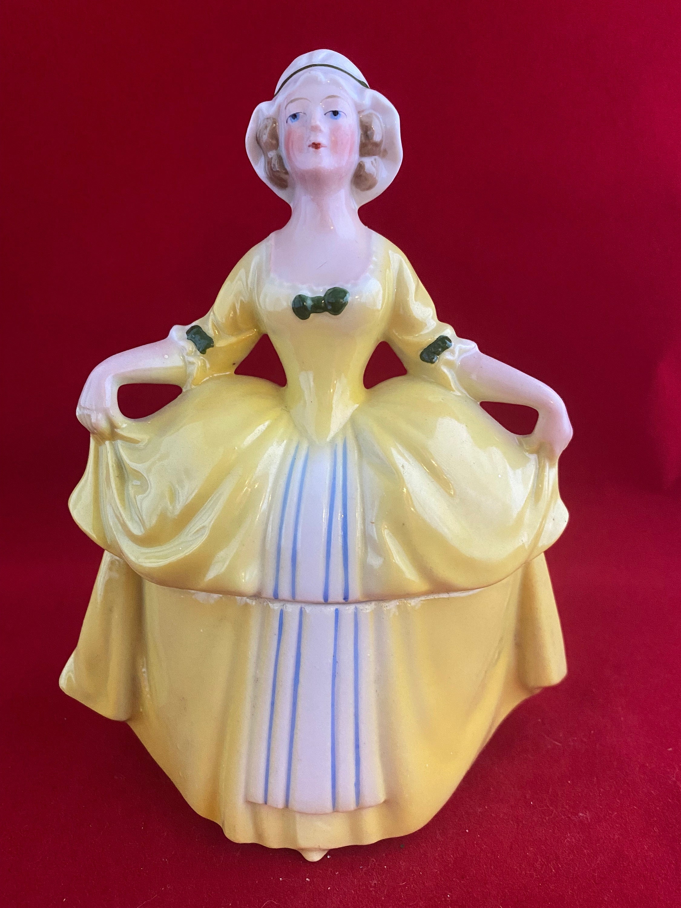 Dresser Doll / Madame Pompadour Dresser Doll Germany / Antique Victorian  Porcelain Half Doll / German Antique Lady Dresser or Trinket Box -   Sweden