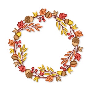 Pode incluir: Uma coroa de outono com bolotas marrons, bagas vermelhas e folhas laranja e amarelas.