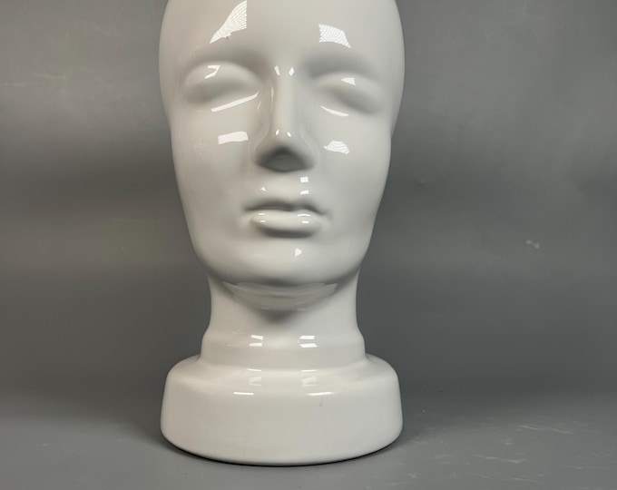 80s ceramic head in white for baseball cap or headphone decoration