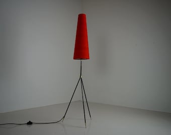 50er Jahren  Design  Rote  Hexenhut Stehlampe mit  Tripot  Fuß  -  Deutschland-  1950er Jahre