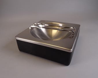Vintage design ashtray square shape from the 1970s