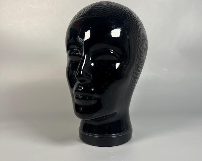 80s style glass head in black to glass for baseball cap or headphone decoration