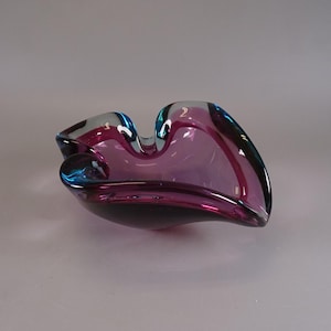 Murano glass ashtray, Made in Italy 1970s blue violet