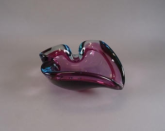 Murano glass ashtray, Made in Italy 1970s blue violet