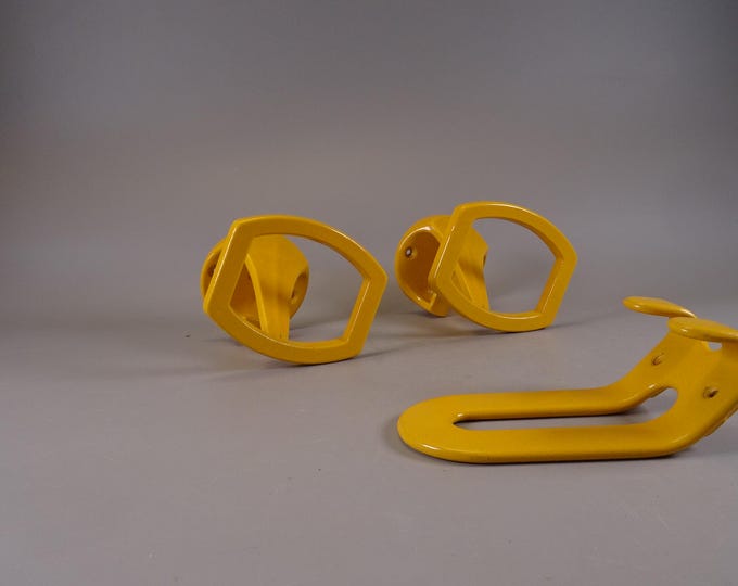 Set of 3 Mid Century Space Age Wardrobe Racks Yellow Vintage