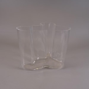 Iittala glass vase Savoy Alvar Aalto