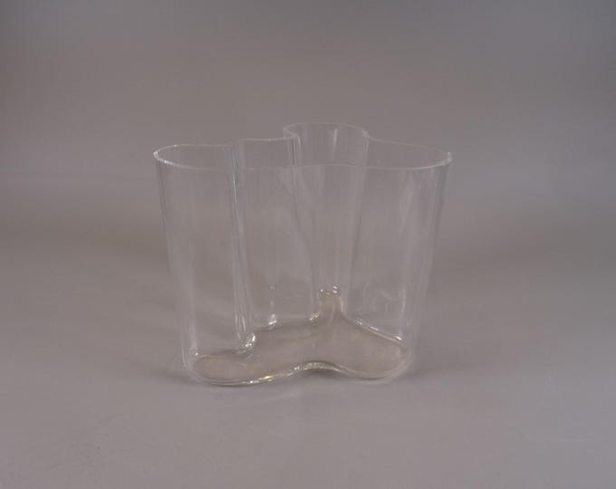 Iittala glass vase Savoy Alvar Aalto